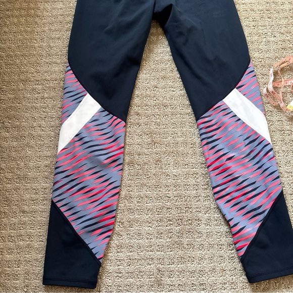 Athleta Leggings Electra Sonar Blue 7/8 Leggings Size Small - Picture 13 of 15